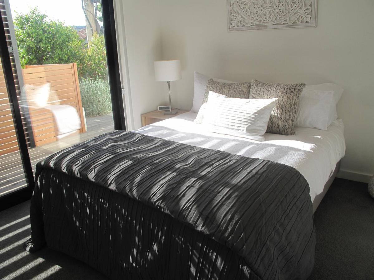 Modern 3 Bedroom Apt With Free Parking, Netflix, Wifi & Welcome Wine By Bnb Pro Melbourne Ngoại thất bức ảnh