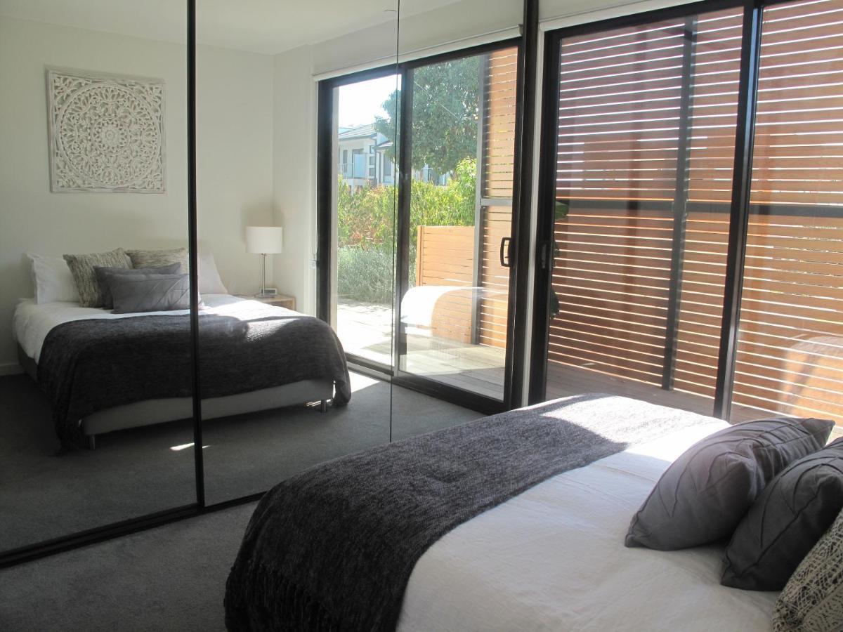 Modern 3 Bedroom Apt With Free Parking, Netflix, Wifi & Welcome Wine By Bnb Pro Melbourne Ngoại thất bức ảnh